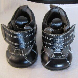 Baby Shoes Bum Size 1